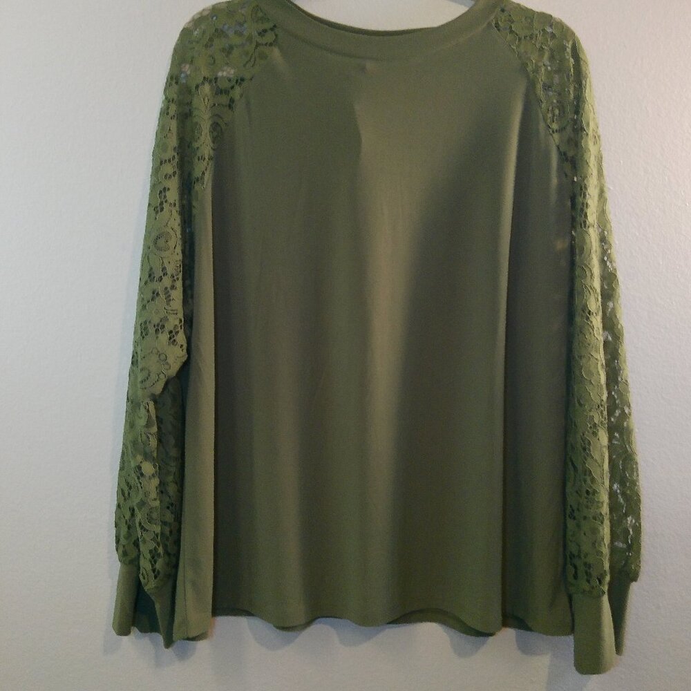 Women Plus Size Long Sleeve Lace Top Size 3X NY Collection